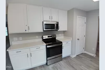 758 Sycamore Springs Drive, Fuquay-Varina, NC 27526 - Photo 12