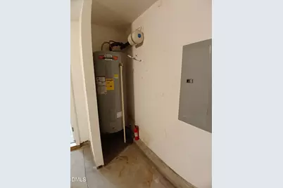 758 Sycamore Springs Drive, Fuquay-Varina, NC 27526 - Photo 38