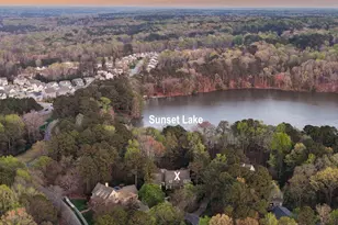 5305 Crocus Ct, Holly Springs, NC 27540 - Photo 2