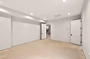 105 Edenburgh Rd, Raleigh, NC 27608 - Photo 36