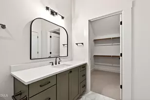 105 Edenburgh Rd, Raleigh, NC 27608 - Photo 22