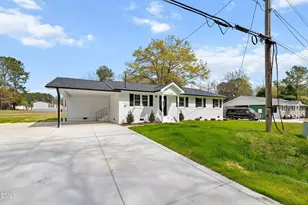 309 S Main St, Four Oaks, NC 27524 - Photo 2