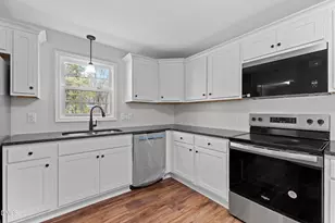 309 S Main St, Four Oaks, NC 27524 - Photo 14