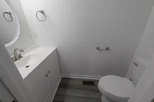 1005 Shades Pl, Raleigh, NC 27601 - Photo 14