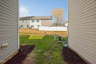 5117 Neuse Commons Ln, Raleigh, NC 27616 - Photo 36