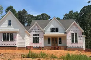 396 Mollie Mdw Dr, Zebulon, NC 27597 - Photo 2