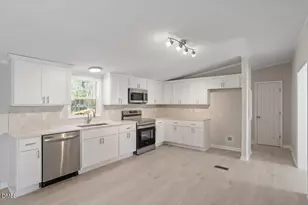 6631 Roundstone Ln, Oxford, NC 27565 - Photo 10