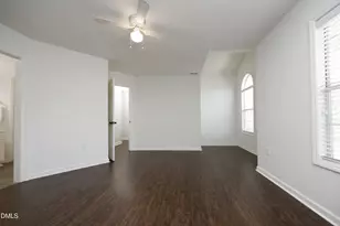 521 Renshaw Ct, Cary, NC 27518 - Photo 18