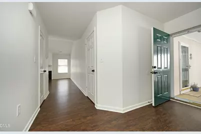 521 Renshaw Court, Cary, NC 27518 - Photo 4