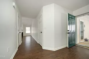 521 Renshaw Ct, Cary, NC 27518 - Photo 4