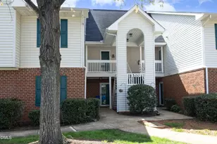 521 Renshaw Ct, Cary, NC 27518 - Photo 1