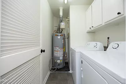 521 Renshaw Court, Cary, NC 27518 - Photo 14