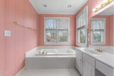 100 Edenburgh Road, Raleigh, NC 27608 - Photo 38