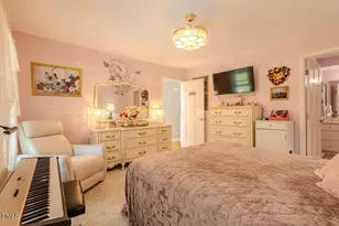 4000 Woodland Park Dr, Hillsborough, NC 27278 - Photo 30