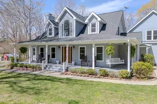 4000 Woodland Park Dr, Hillsborough, NC 27278 - Photo 6