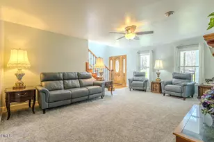 4000 Woodland Park Dr, Hillsborough, NC 27278 - Photo 12