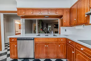 702 N Vance St, Sanford, NC 27330 - Photo 20