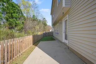 108 Trevor Ridge Dr, Holly Springs, NC 27540 - Photo 24