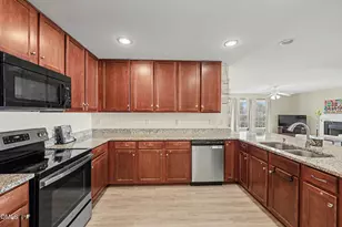 108 Trevor Ridge Dr, Holly Springs, NC 27540 - Photo 12