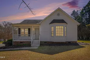 5745 Stone Crystal Dr, Fuquay Varina, NC 27526 - Photo 2