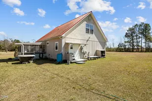 828 Chair Factory Rd, Whiteville, NC 28472 - Photo 38