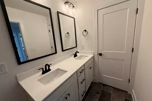 530 Middleton Ct, Sanford, NC 27330 - Photo 26