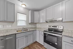 203 N Sellers St, Selma, NC 27576 - Photo 16