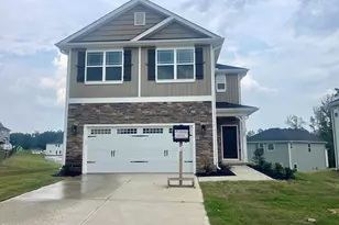 207 Drayton Hall Ln, Sanford, NC 27330 - Photo 2