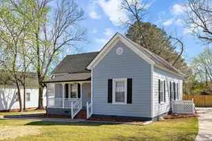 105 E I St, Erwin, NC 28339 - Photo 2
