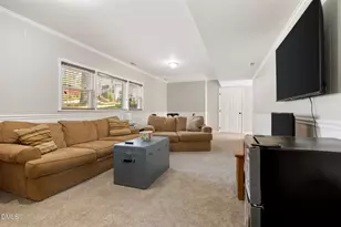 500 Peachwood Pl, Raleigh, NC 27609 - Photo 26