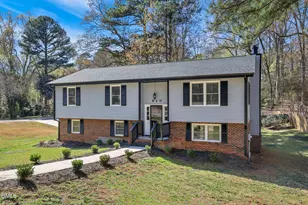 820 Nuttree Pl, Raleigh, NC 27606 - Photo 2