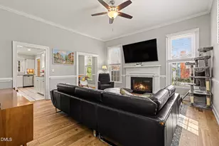 910 S 2nd St, Smithfield, NC 27577 - Photo 6