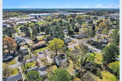 910 S 2nd Street, Smithfield, NC 27577 - Photo 32