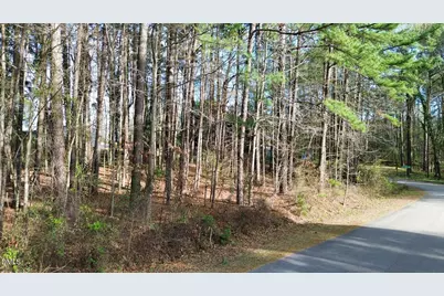 7608 Valview Street, Raleigh, NC 27613 - Photo 2