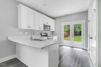 722 Martin Luther King Jr Drive, Smithfield, NC 27577 - Photo 8