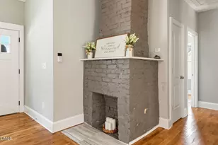 410 Bledsoe Ave, Raleigh, NC 27601 - Photo 10