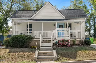 410 Bledsoe Ave, Raleigh, NC 27601 - Photo 2