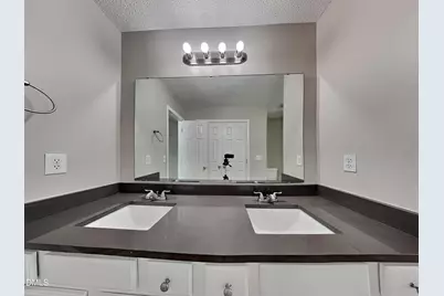 121 Quiet Refuge, Garner, NC 27529 - Photo 8