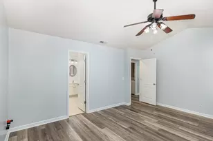 9212 Erinsbrook Dr, Raleigh, NC 27617 - Photo 14