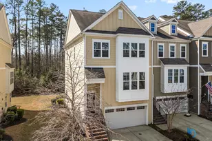 701 Edgewater Ridge Ct, Apex, NC 27523 - Photo 2