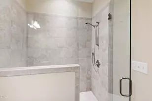 440 Drummond Dr, Raleigh, NC 27609 - Photo 54