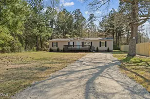 193 John L Rd, Maxton, NC 28364 - Photo 2