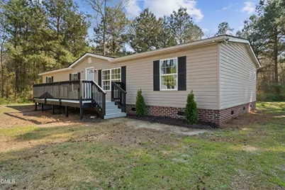 193 John L Road, Maxton, NC 28364 - Photo 4