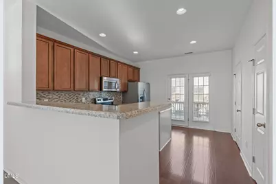 211 Michigan Avenue, Cary, NC 27519 - Photo 8