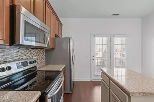 211 Michigan Ave, Cary, NC 27519 - Photo 10