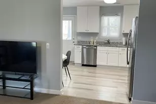 304 Field St, Graham, NC 27253 - Photo 10