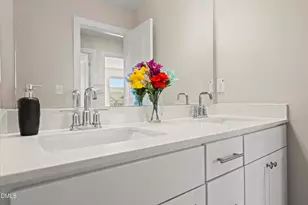 2542 Hutch Ln, Apex, NC 27523 - Photo 40