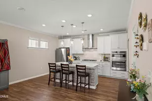 2542 Hutch Ln, Apex, NC 27523 - Photo 8