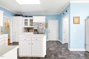 3912 Long Meadow Dr, Mebane, NC 27302 - Photo 16