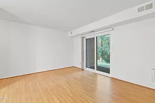 1010 Sandlin Pl, Raleigh, NC 27606 - Photo 6